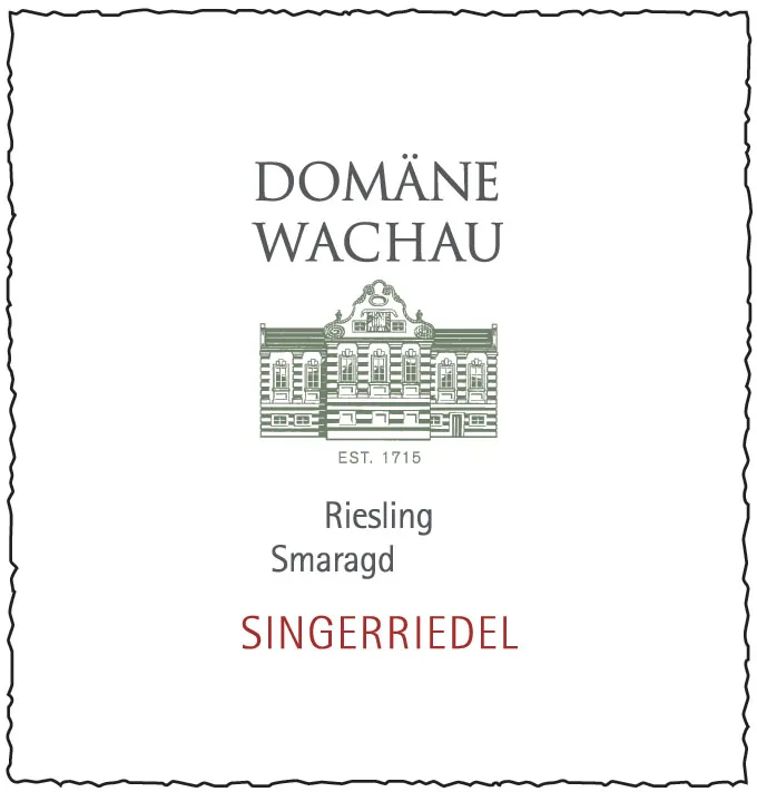 Singerriedel Smaragd Riesling Bottle