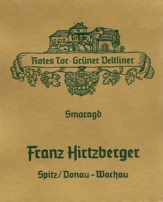 Rotes Tor Smaragd Gruner Veltliner Bottle