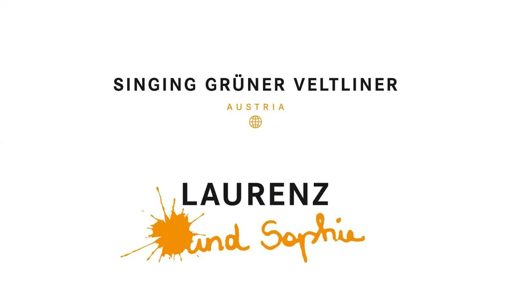 Laurenz und Sophie Singing Gruner Veltliner Bottle