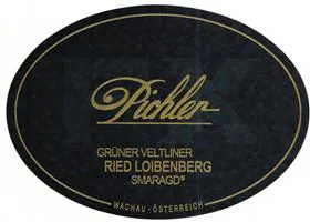 Ried Loibenberg Smaragd Gruner Veltliner Bottle