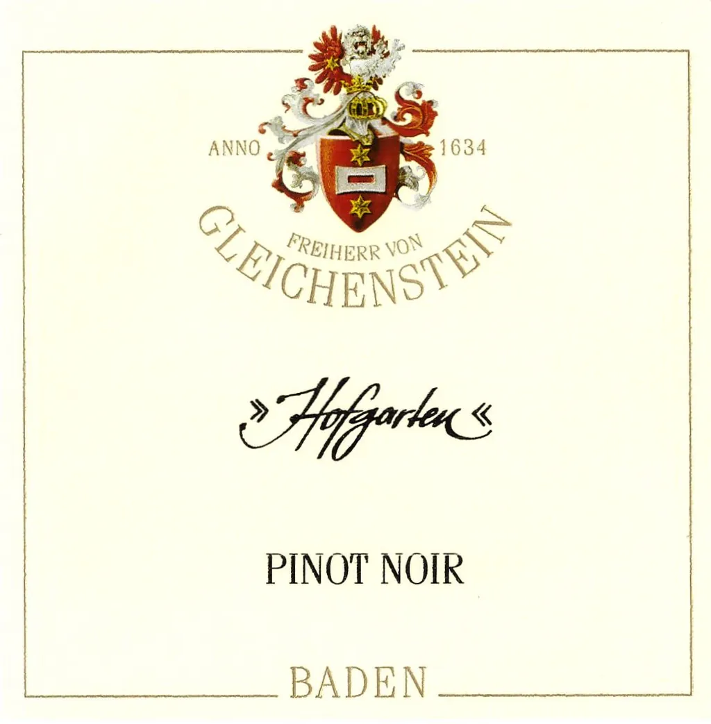Hofgarten Pinot Noir Bottle