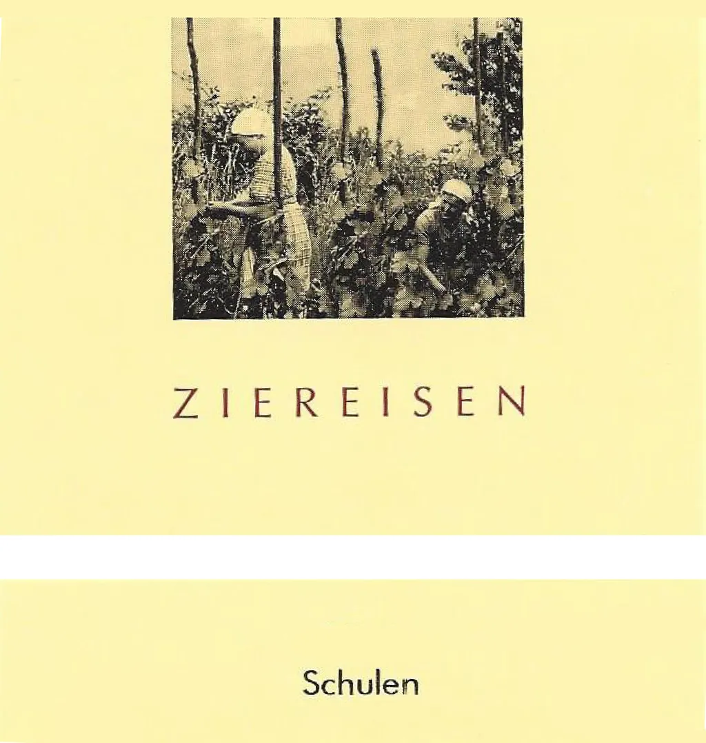 Schulen Spatburgunder Bottle