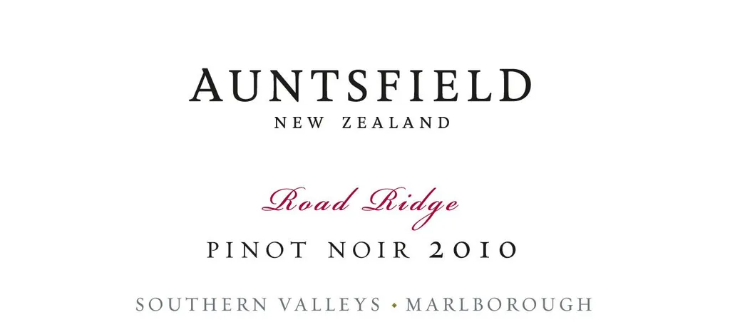 Road Ridge Pinot Noir Bottle