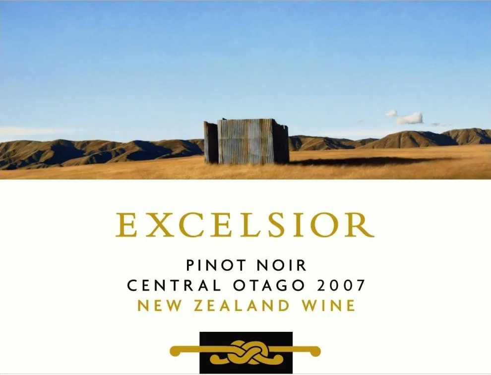 Excelsior Pinot Noir Bottle