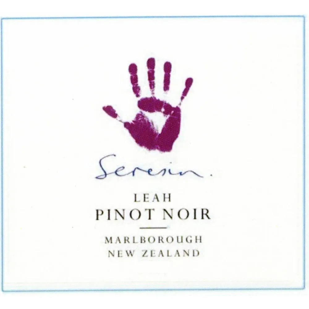 Leah Pinot Noir Bottle