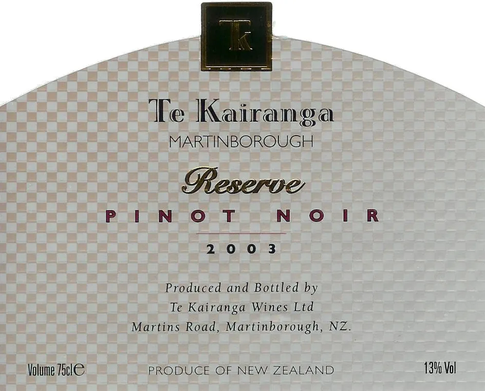 Reserve Pinot Noir Bottle