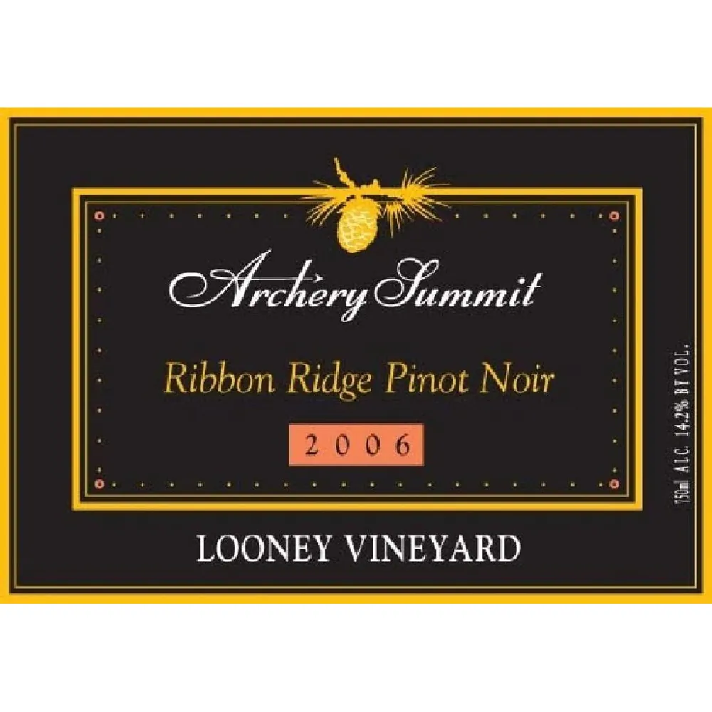 Looney Vineyard Pinot Noir Bottle