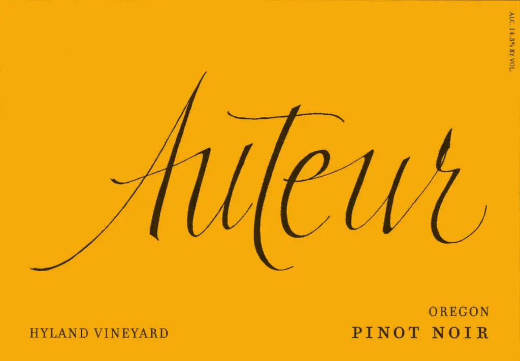 Hyland Vineyard Pinot Noir Bottle