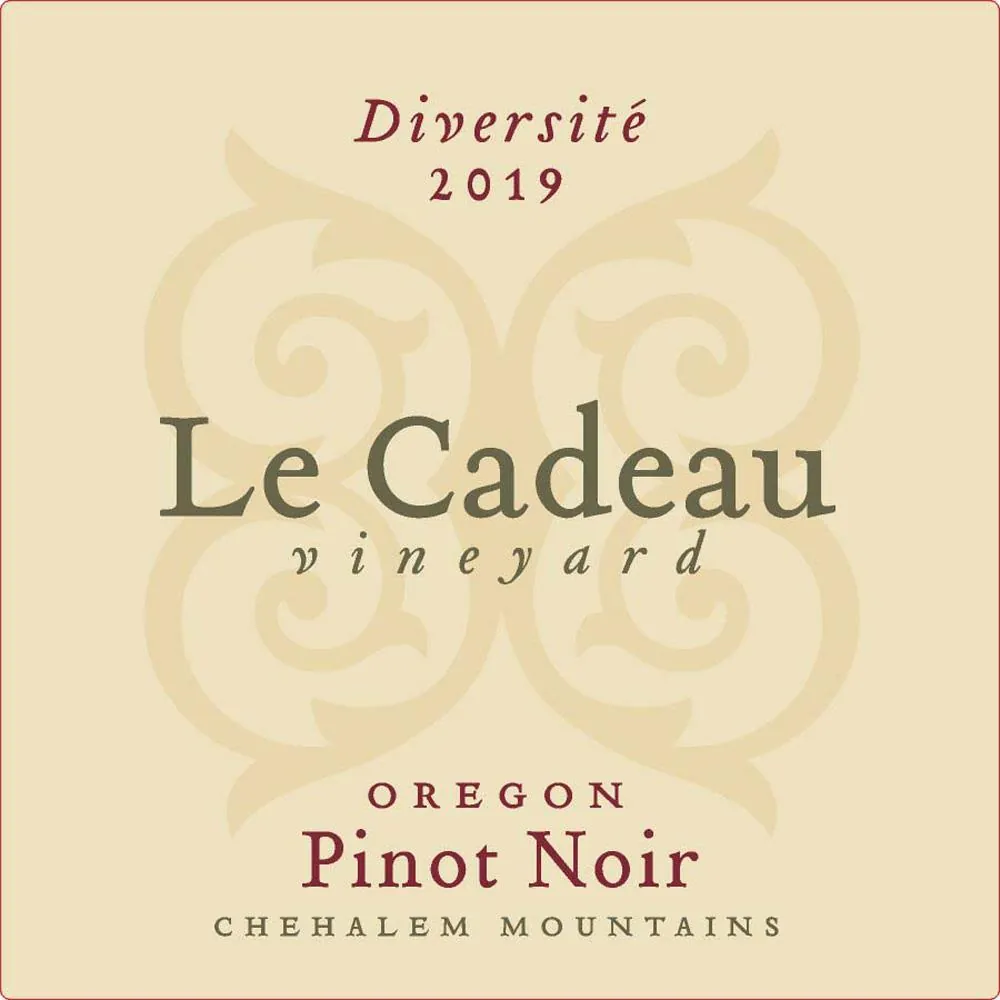 Diversite Pinot Noir Bottle