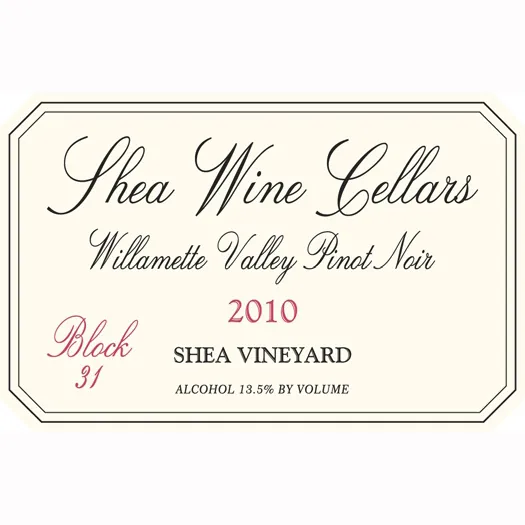 Block 31 Pinot Noir Bottle
