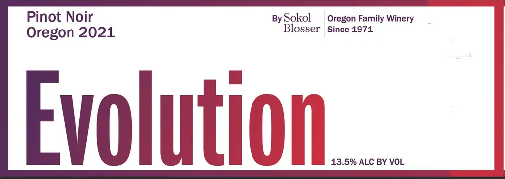 Evolution Pinot Noir Bottle