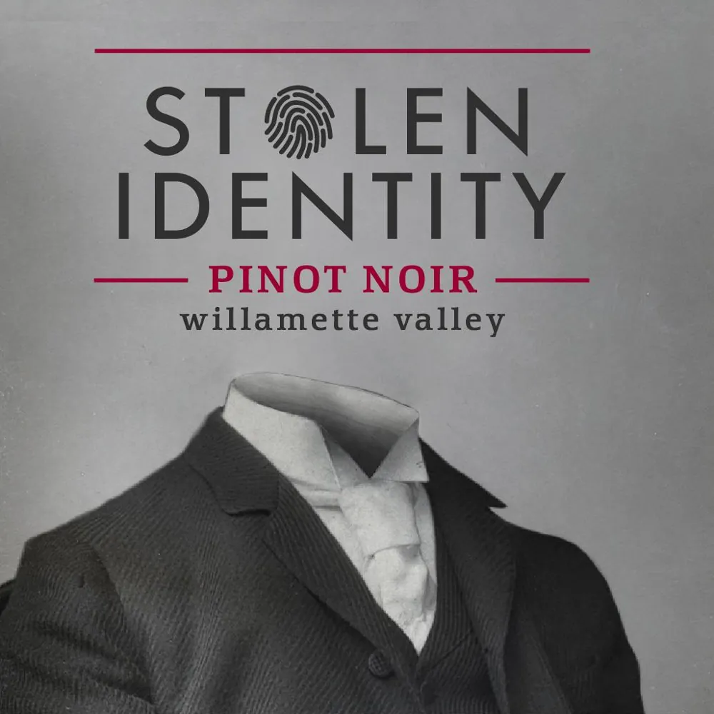 Pinot Noir Bottle