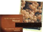 Semi-Sparkling Muscat Bottle