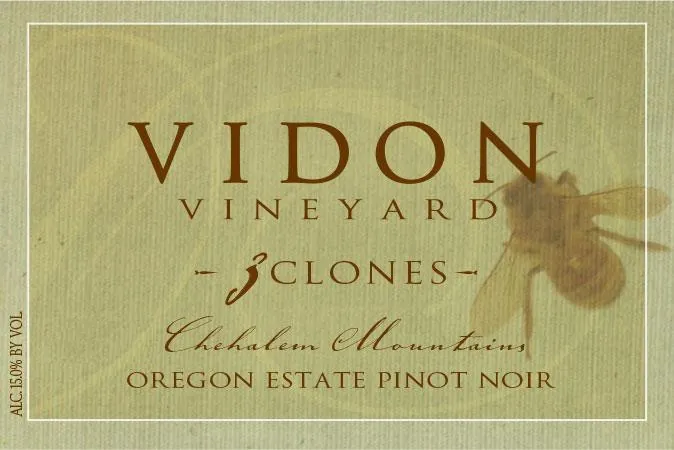 3 Clones Pinot Noir Bottle