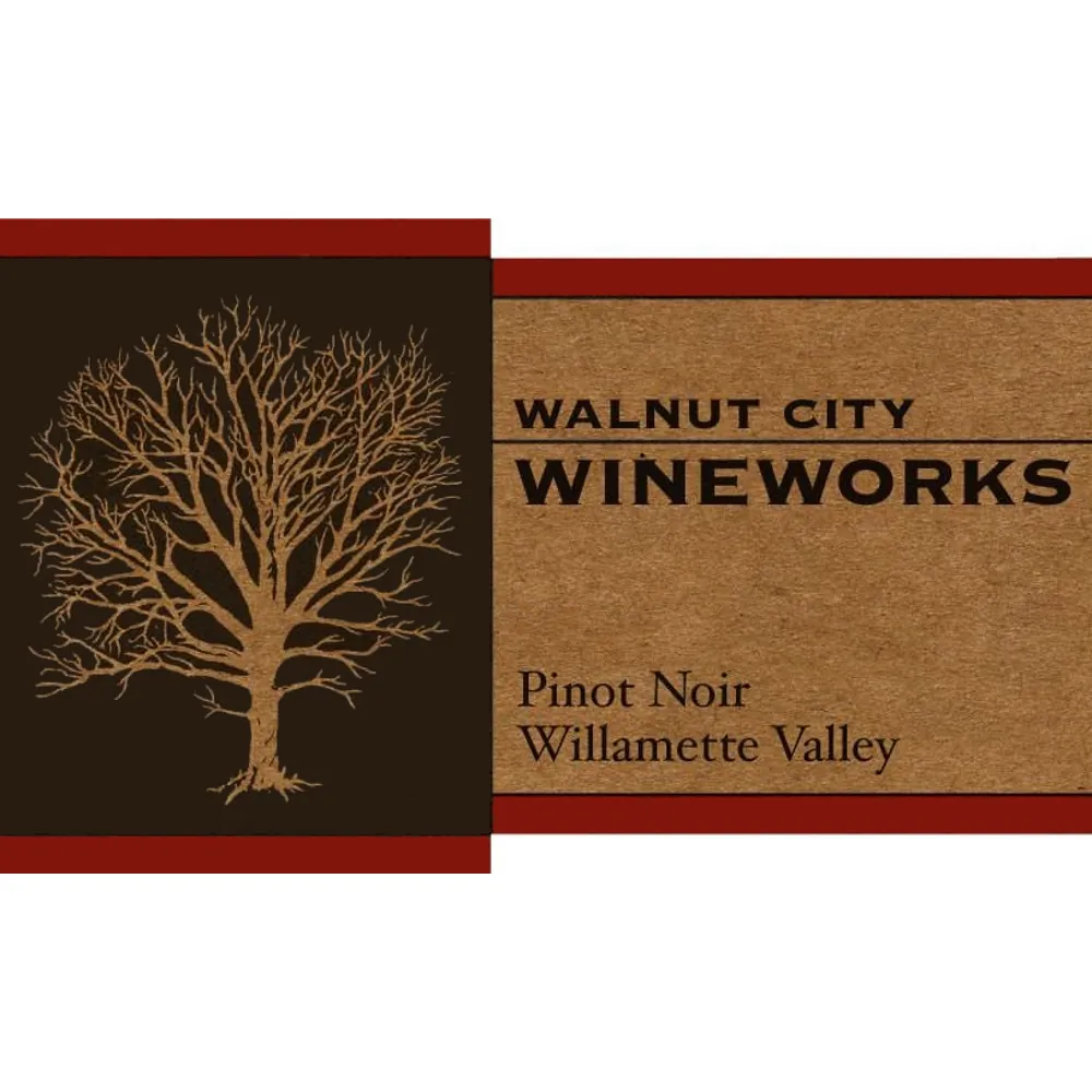 Pinot Noir Bottle