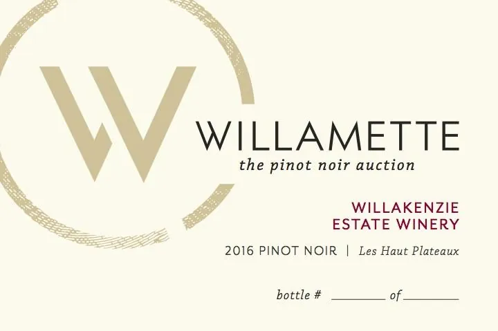 Les Haut Plateaux Pinot Noir Bottle