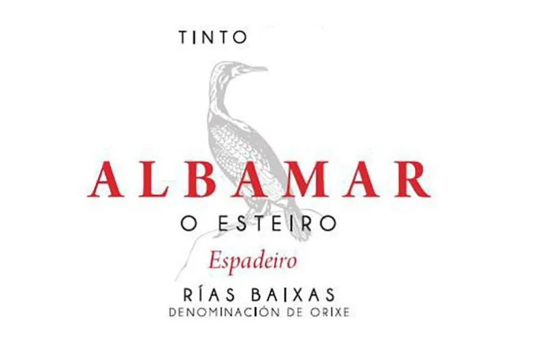 O Esteiro Espadeiro Bottle