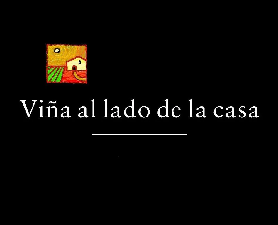 Vina al Lado de la Casa Bottle