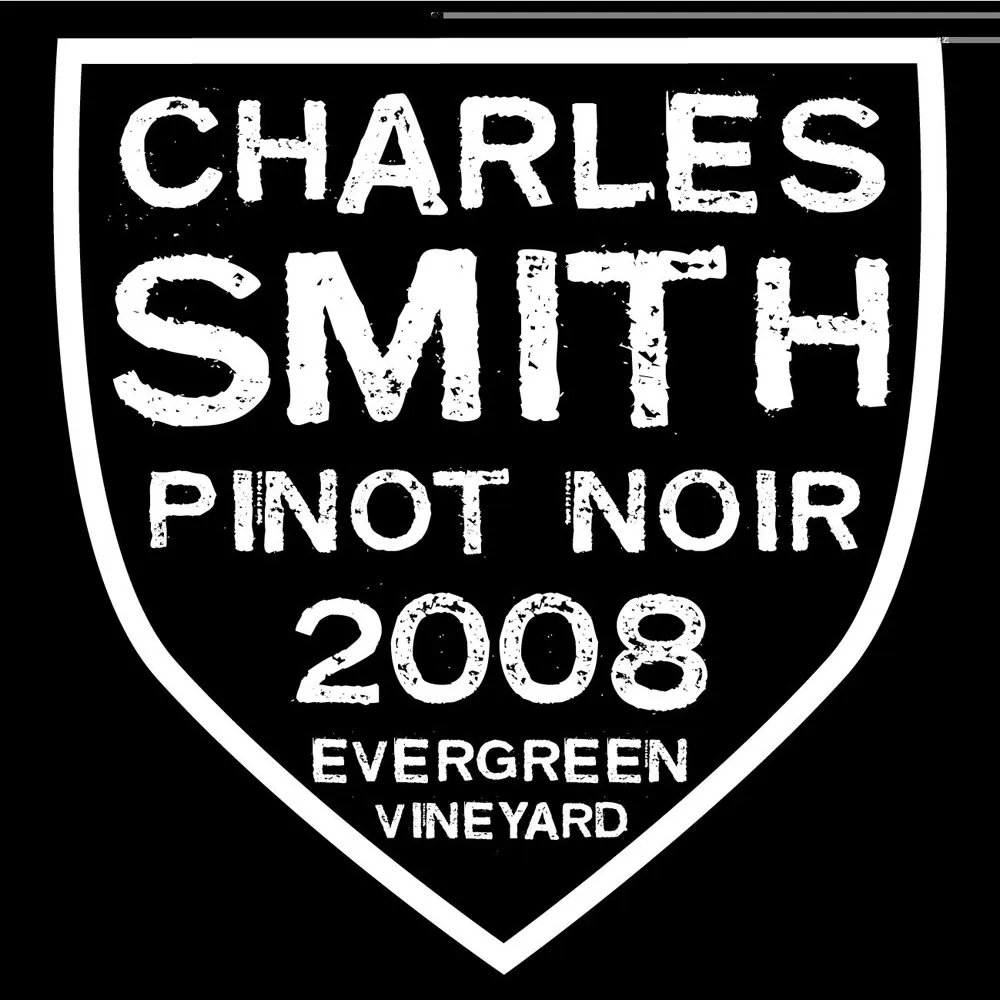Evergreen Vineyard Pinot Noir Bottle