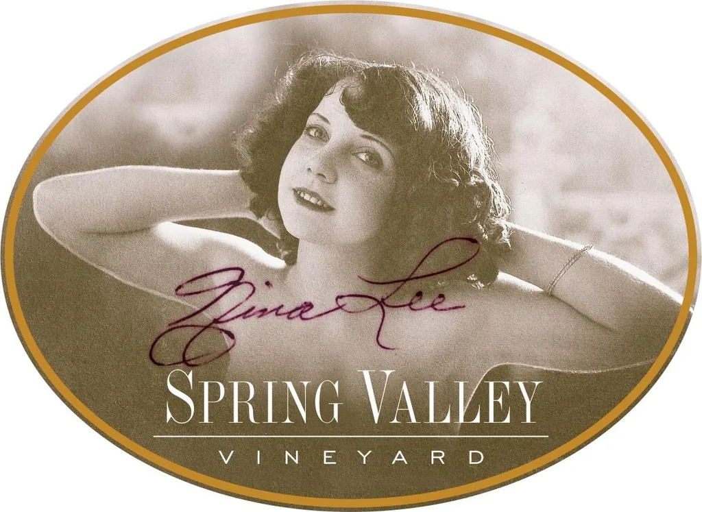 Nina Lee Syrah Bottle