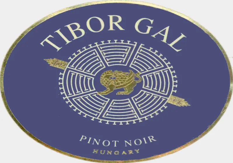 Pinot Noir Bottle