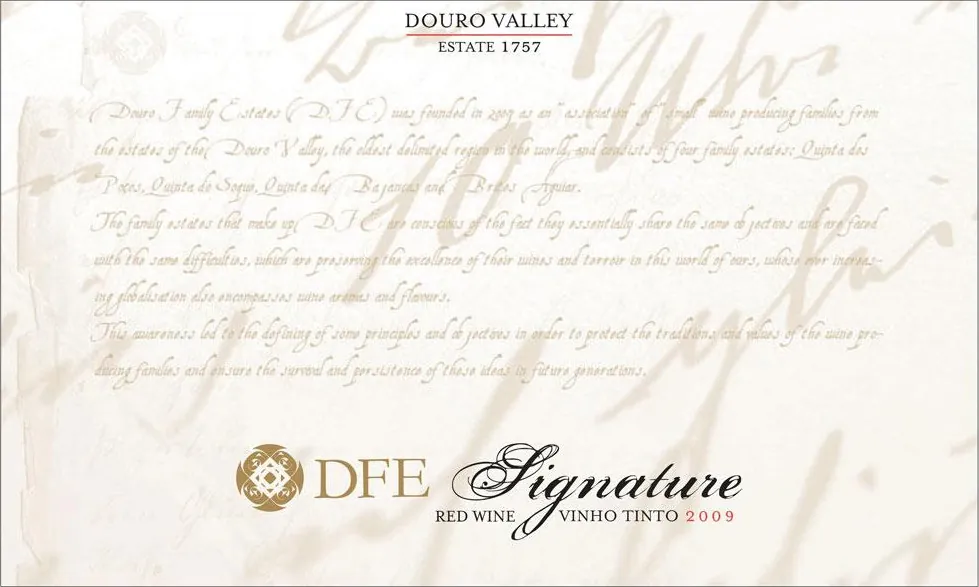 DFE Signature Tinto Bottle