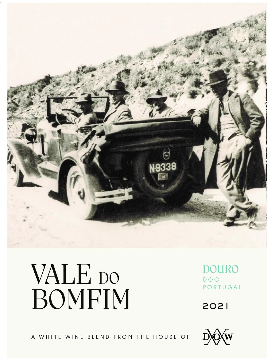 Vale do Bomfim White Blend Bottle