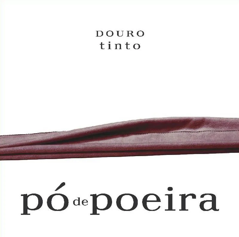 Po de Poeira Tinto Bottle