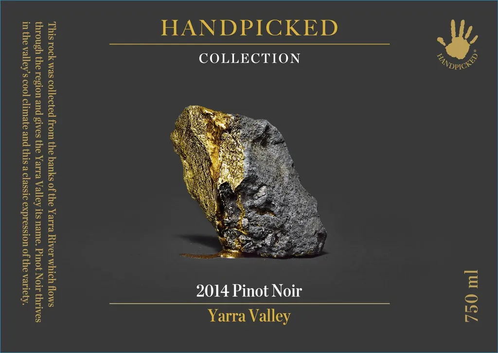 Collection Yarra Valley Pinot Noir Bottle