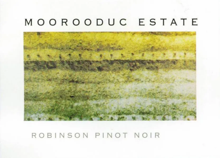 Robinson Pinot Noir Bottle