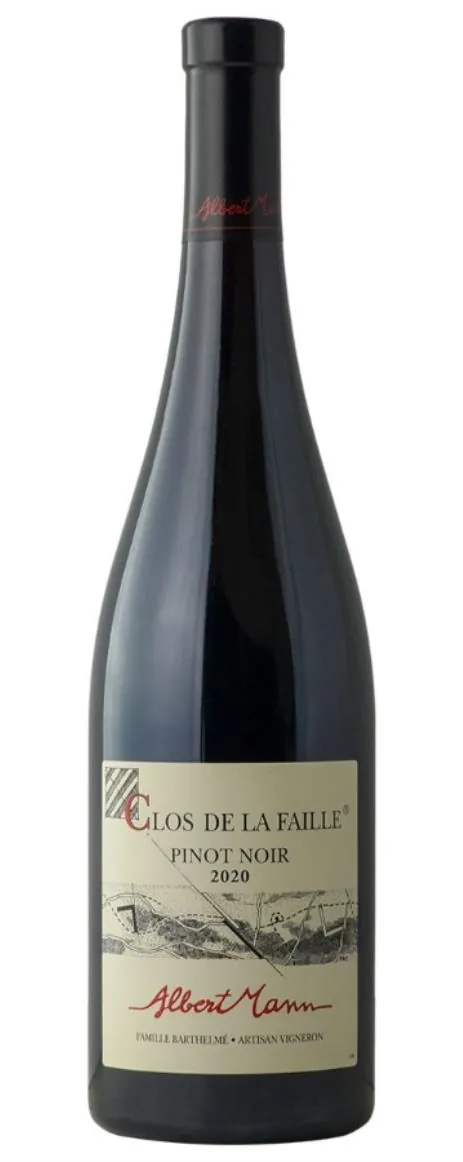 Pinot Noir Clos de la Faille Bottle