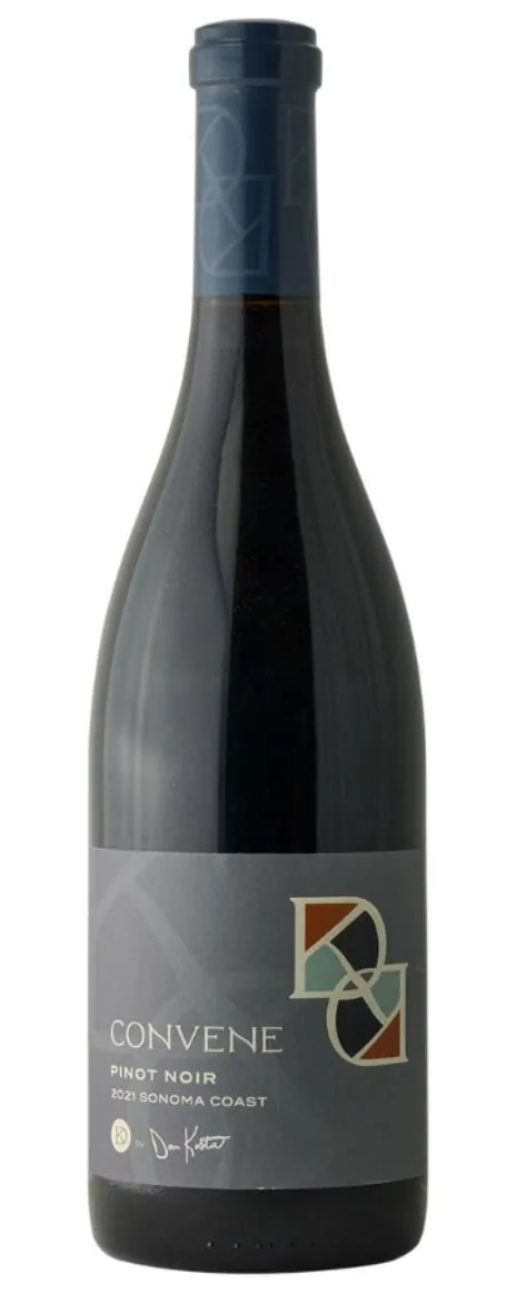 Sonoma Pinot Noir Bottle