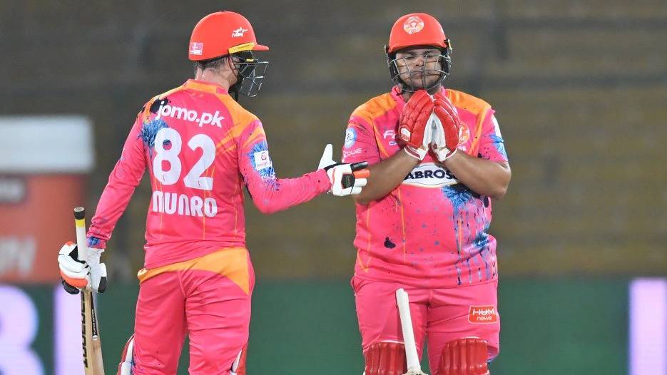 PSL 2022: Islamabad United post mammoth 229/4 vs Gladiators after thorough dominance from batters  