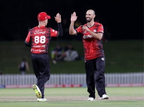 Super Smash 2021-22 | Match Review: Northern Knights cement top spot after a rampant victory over Central Stags