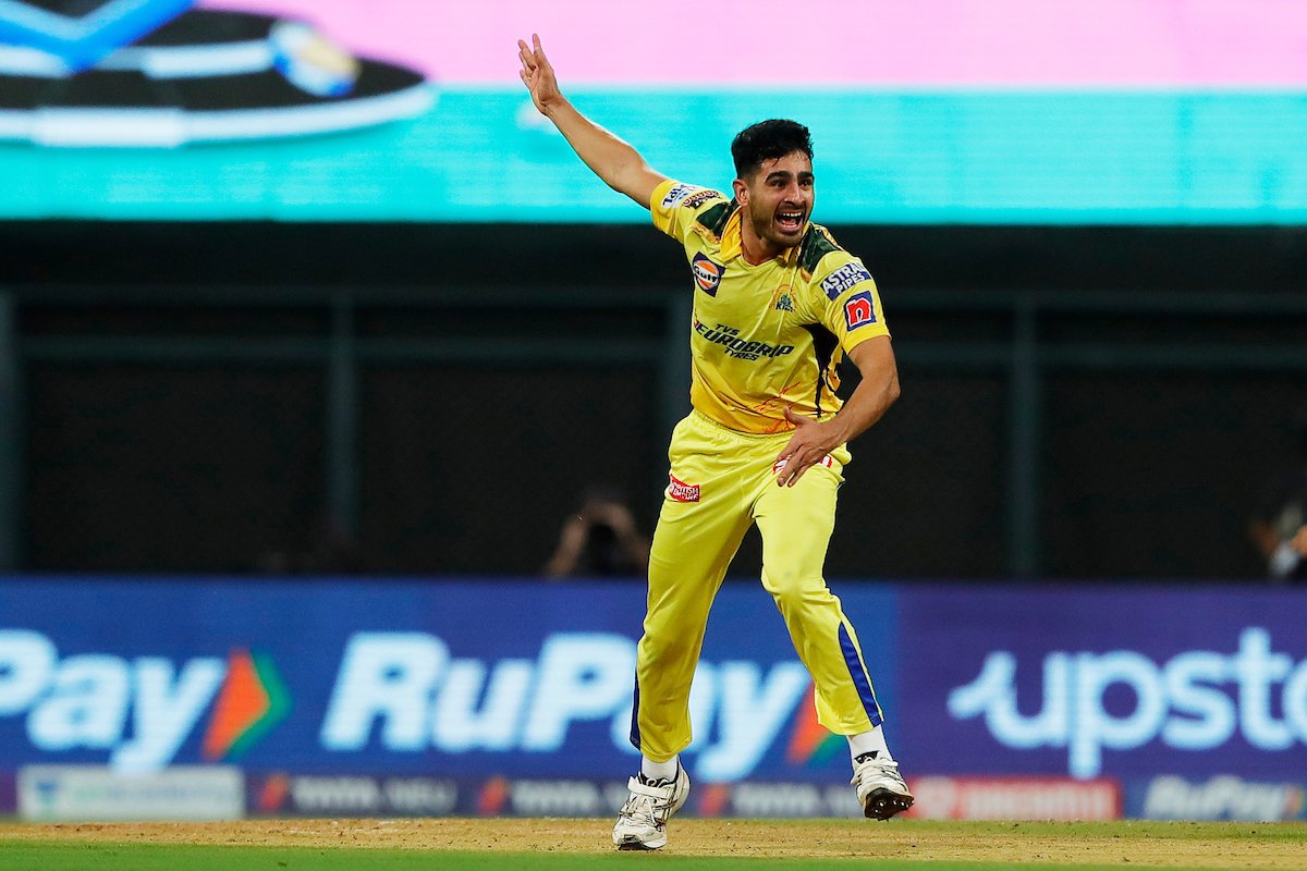 We could've folded, but they really gave us an opportunity: Fleming on CSK's young fast-bowling pair