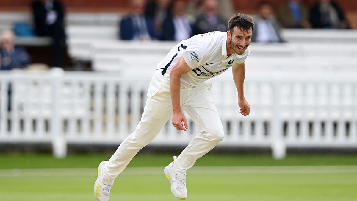 County Championship 2022 | Toby Roland-Jones helps Middlesex tighten grip over Durham