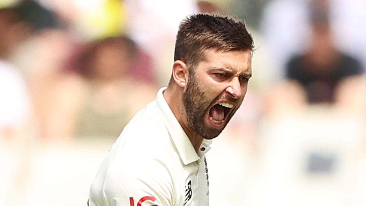 The Ashes | 3rd Test, Day 2: Bowlers fight hard, pick early wickets to keep England in the game