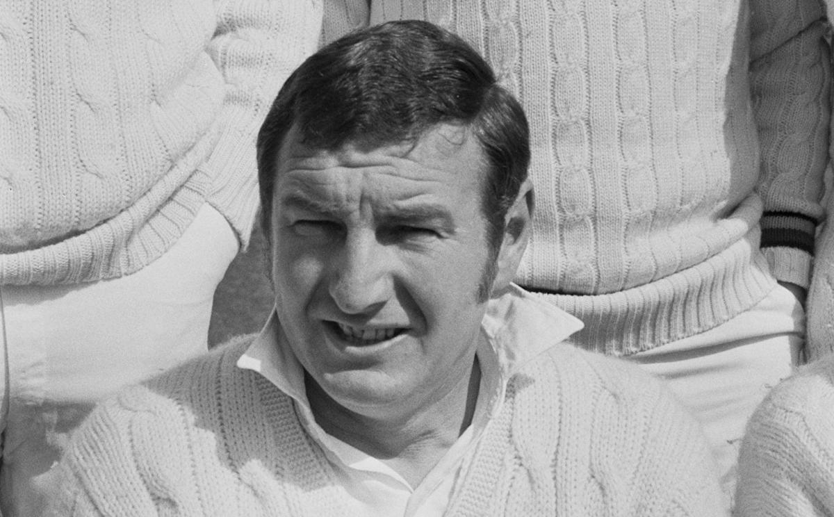 Former England wicketkeeper Jim Parks dies aged 90