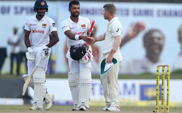 SL vs AUS | 2nd Test | Day 3 | Chandimal, Mendis ring alarm bells for Australia
