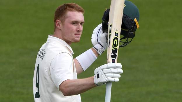 Joey Evison joins Leicestershire CCC for the rest of the season