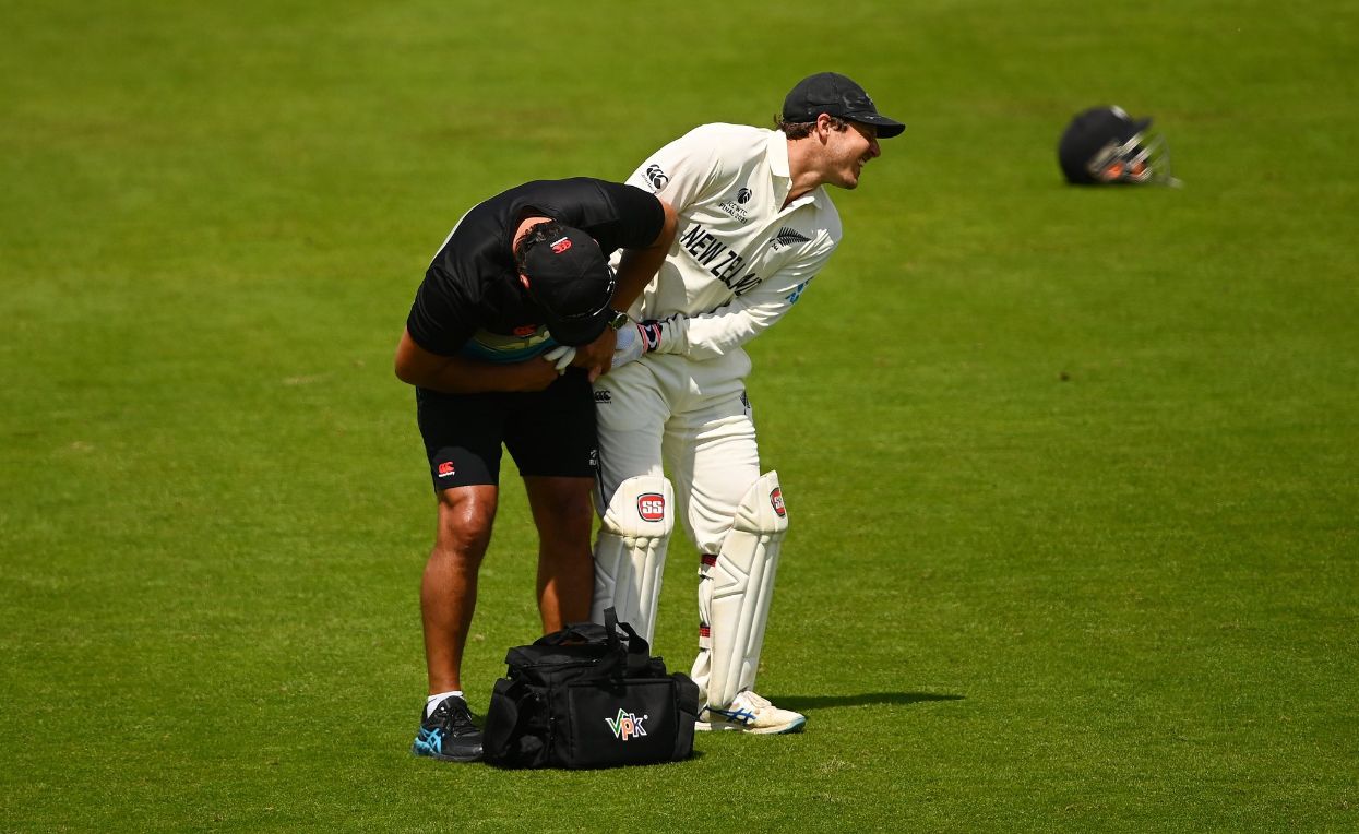 WTC final | BJ Watling dislocates finger, but carries on wicketkeeping on final day of Test career