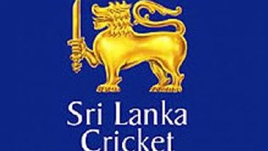 Sri Lankan players sign central contracts 