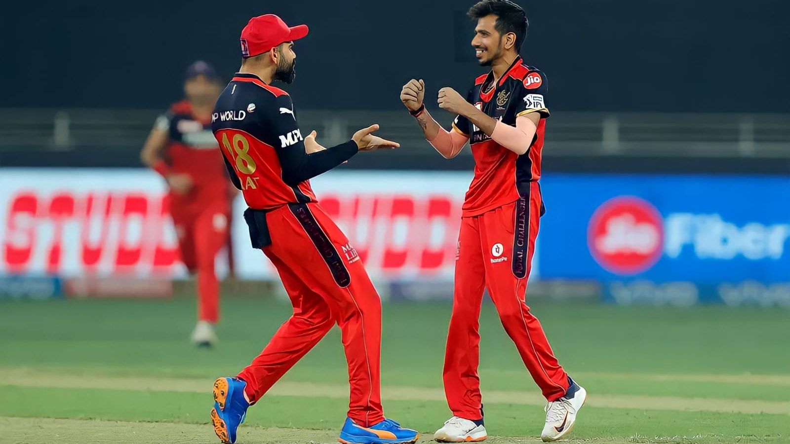 IPL 2021 | What Experts Said after RCB push RR on backfoot to etch another win 