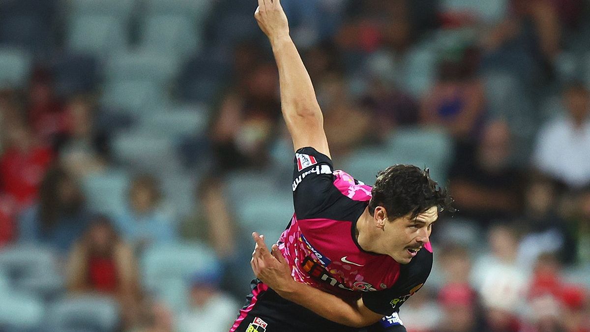 BBL 2021-22: Ben Dwarshuis rattles Melbourne Renegades as Sydney Sixers etch comfortable win 