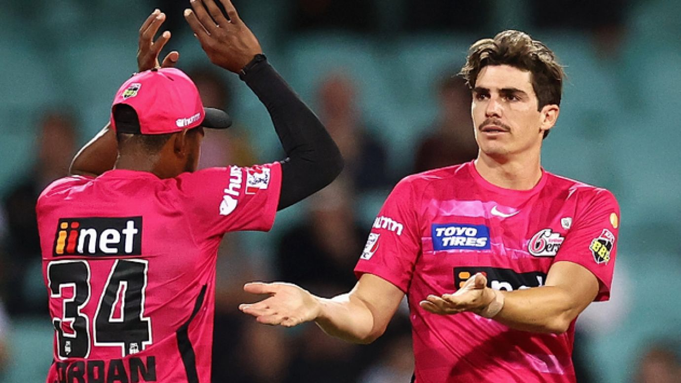 BBL 11 | Sean Abbott’s record-breaking show helps Sixers clinch close encounter with Strikers