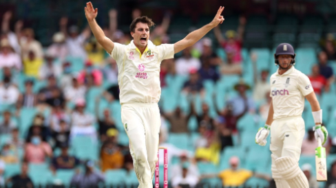 Watch | Pat Cummins bowls two lethal inswingers to turn the tide