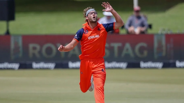 Netherlands fast bowler banned for ball tampering