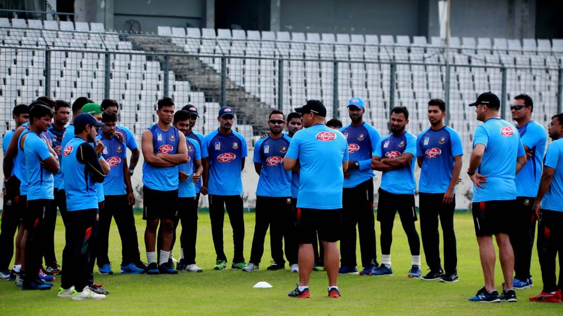 Bangladesh coach Domingo miffed with Cricket Australia over Mushfqiur Rahim bubble fiasco