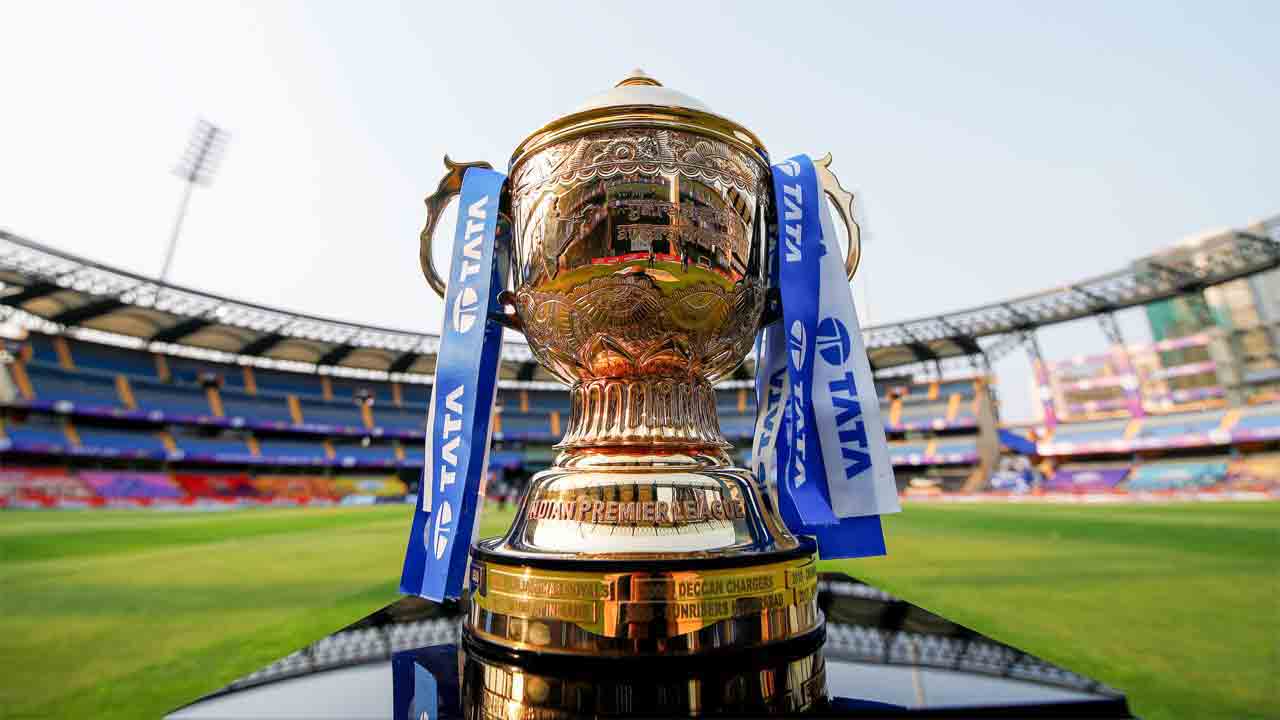 IPL 2023-27 Media Rights: Tech-giant Apple fuels up tussle