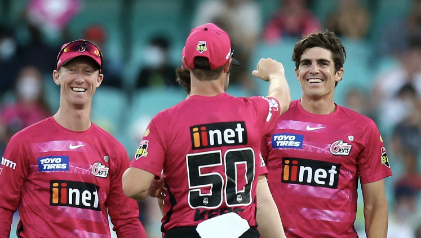 BBL Challenger | Late surge from Adelaide Strikers gets them to a competitive 167